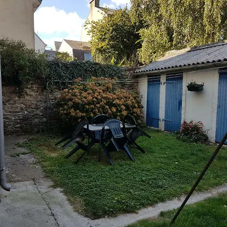 Le Petit Courcy Lejlighed